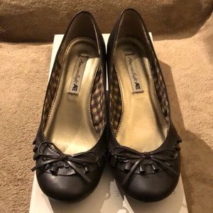 American Eagle Wedge Heels (US 5)